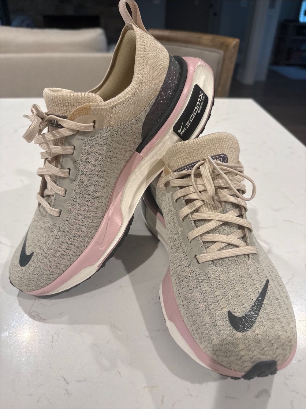 Nike ZoomX Invincible Run 3 Premium 8.5